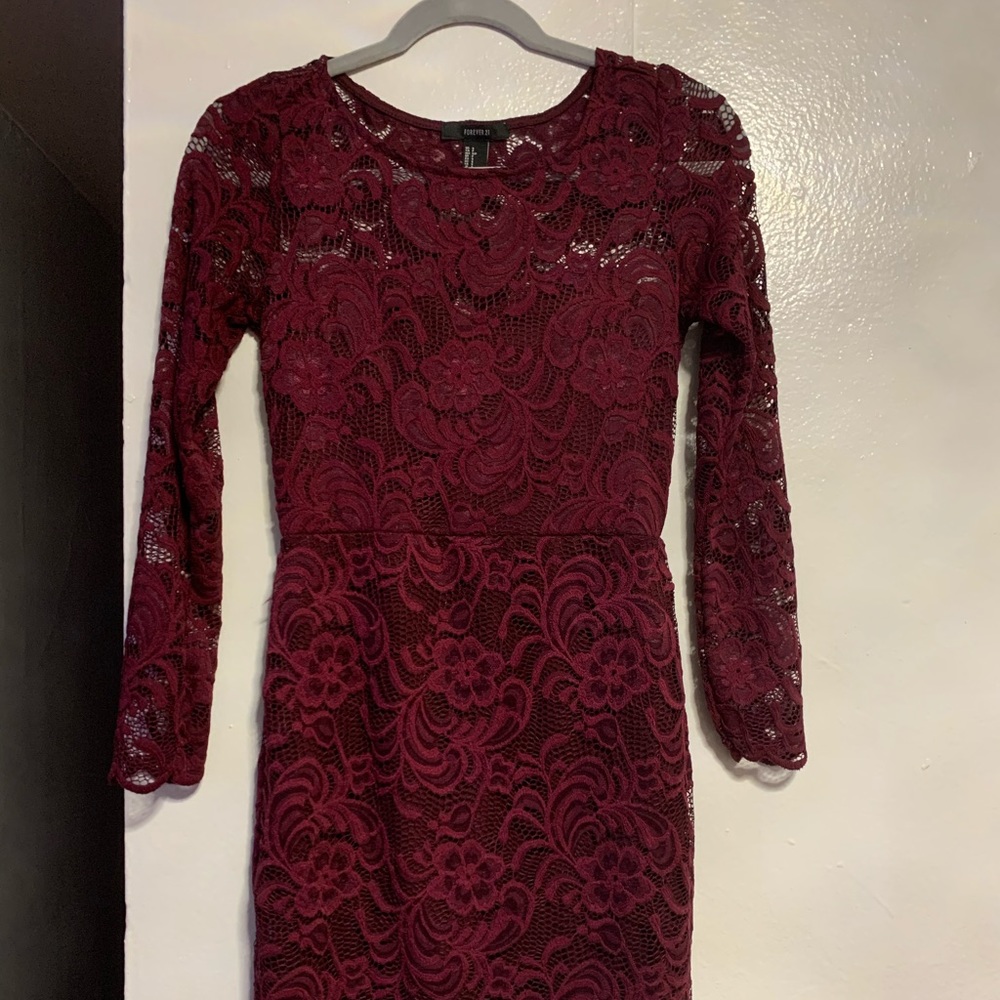 I am selling an elegant dress